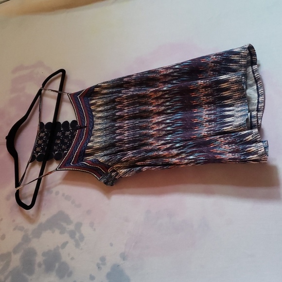 Cute Tank Top, fun Colours, detailed back, size XS, Warehouse One - Picture 5 of 5